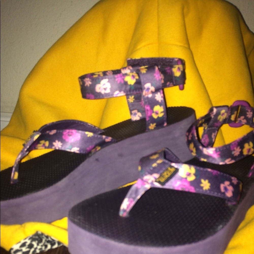 Platform Teva Sandal